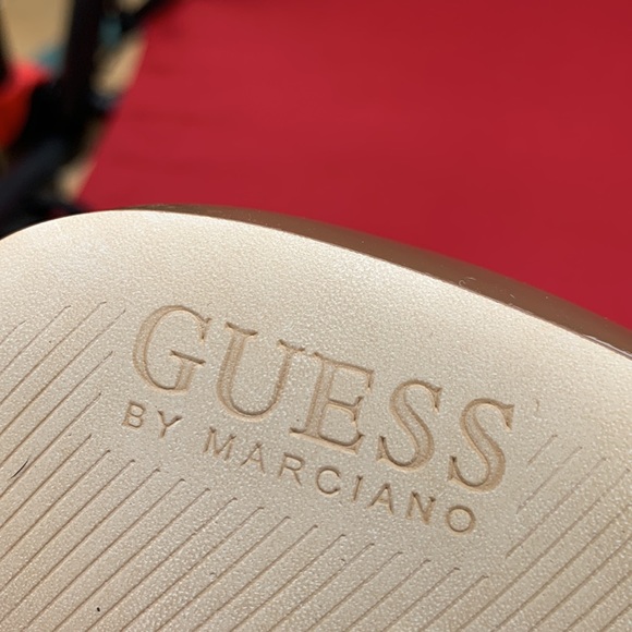 Guess Tri-colored Brown/Sand color Patent Oxford design high heels, sz7.5, BNWT - Picture 9 of 11